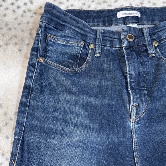 Good American Good Waist Crop Women's Jeans - Size 6 / 28 - Picture 9 of 15